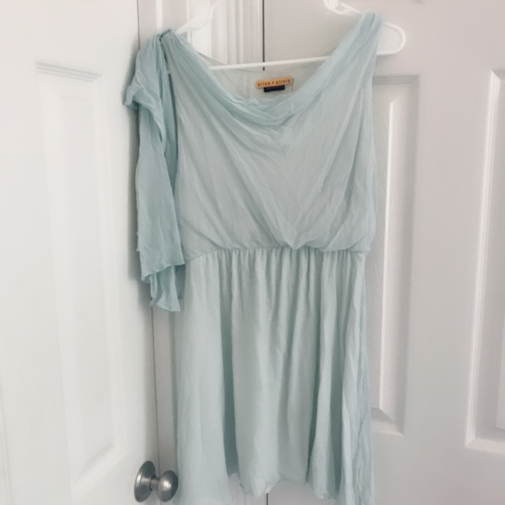 Alice＋Olivia 100% silk dress in S/P